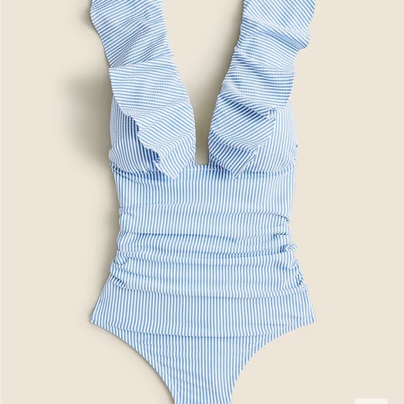 Ruched ruffle one-piece swimsuit in seersucker - Picture 3 of 8